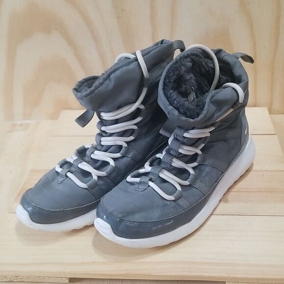 Nike ROSHE ONE HI (PSV) SNEAKERBOOT VINTAGE 2015 Wmn's size 6 1/2 ( EU 37.5) - Picture 2 of 7